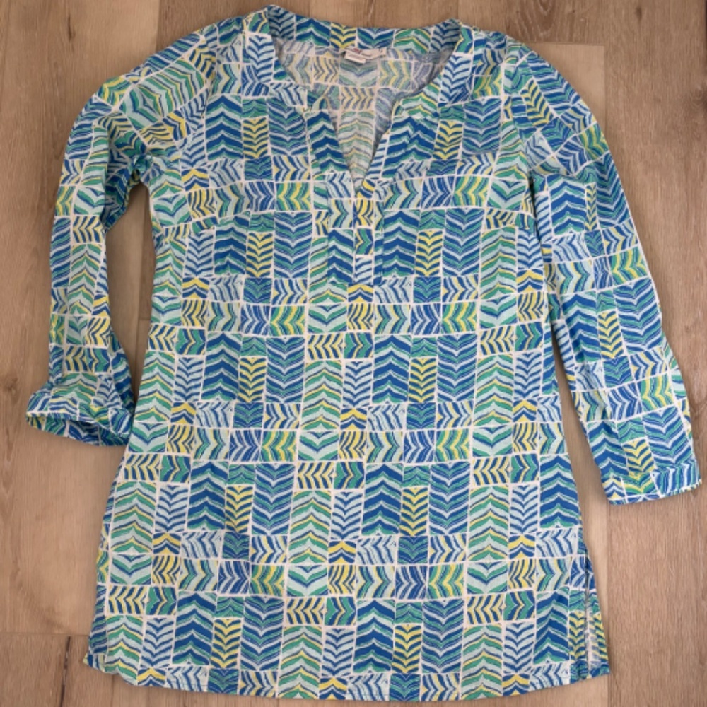 Vineyard Vines small coverup